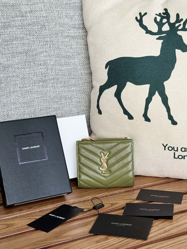 イヴサンローラン財布正面デザイン